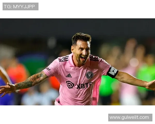 足球明星英文纹身设计解析及其背后的故事与意义