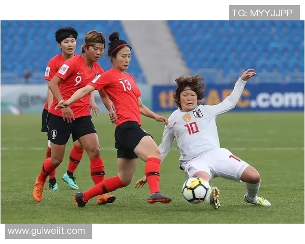 上海足球队边路渗透战术解析与实战应用探讨